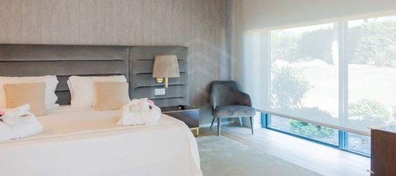 8 bedrooms House in Quarteira, Portugal No. 93302 9