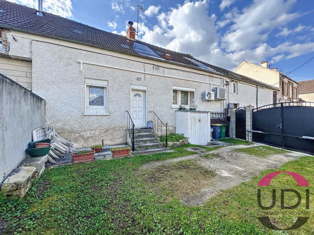 2 Schlafzimmer Haus in Vert-le-Petit, France, Nr. 181714