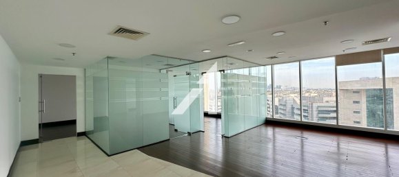 Oficina en Dubai, UAE 123 m² No. 109895 7