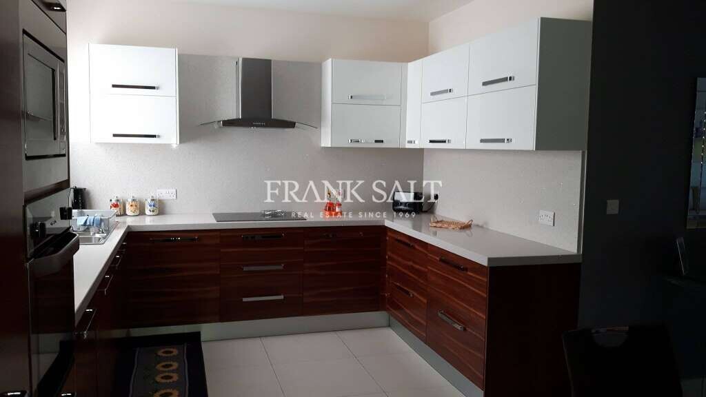 Пентхаус с 2 спальнями в Мсида, Мальта № 8688