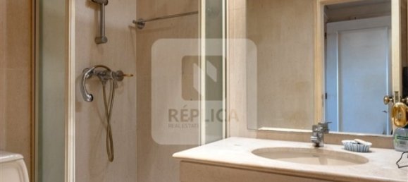 2 bedrooms Apartment in Porto, Portugal No. 15102 17