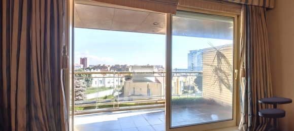 2 bedrooms Apartment in Porto, Portugal No. 15102 4