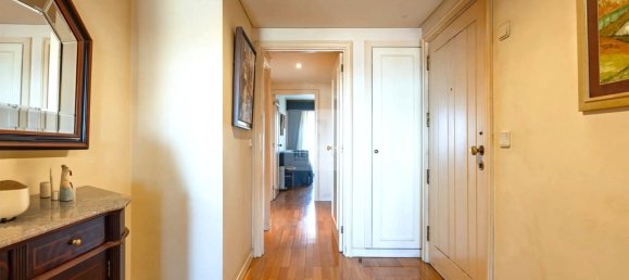 2 bedrooms Apartment in Porto, Portugal No. 15102 3