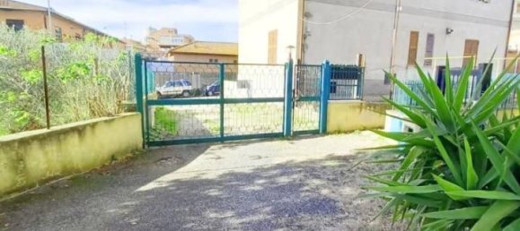 Apartamento de 2 habitaciónes en Rome, Italy No. 24051 11