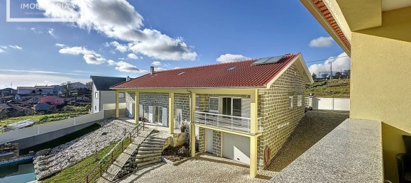 5 bedrooms House in Castro Daire, Portugal No. 90951 16