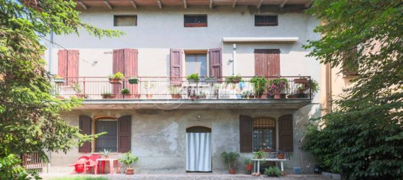 7 bedrooms Apartment in Calderara di Reno, Italy No. 378551 4