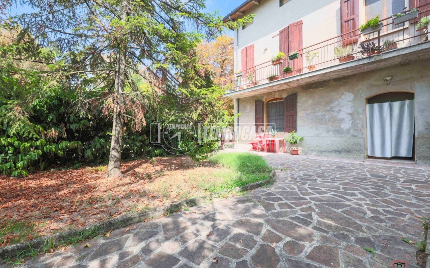 7 bedrooms Apartment in Calderara di Reno, Italy No. 378551