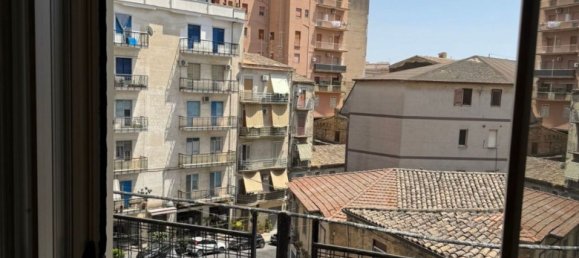 1 bedroom Apartment in Caltanissetta, Italy No. 370742 6