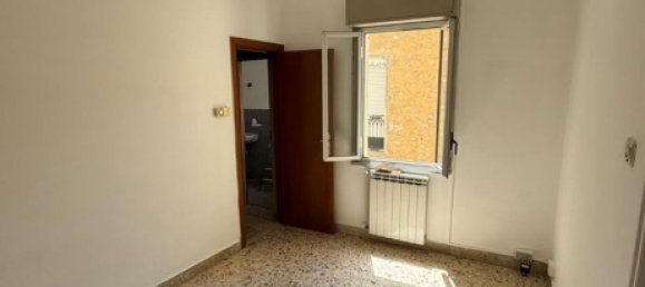 1 bedroom Apartment in Caltanissetta, Italy No. 370742 4