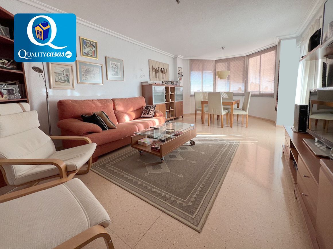 4 bedrooms Penthouse in Alicante, Spain No. 207846