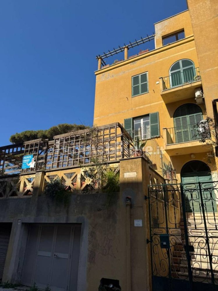 2 bedrooms Apartment in Anzio, Italy No. 203997