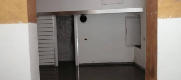 1 room Office in Naples, Italy No. 370454 5