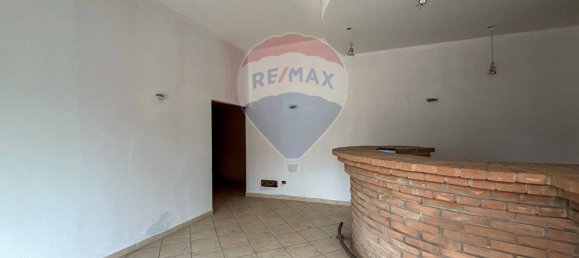 عقار تجاري في Porto Ceresio, Italy 178متر مربع رقم 70779 3