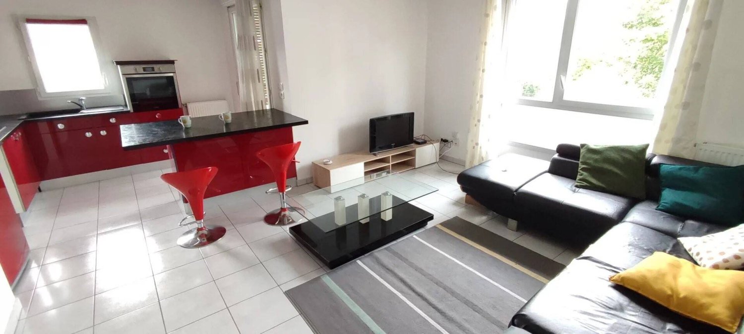 2 bedrooms Apartment in Saint-Martin-d'Heres, France No. 190990