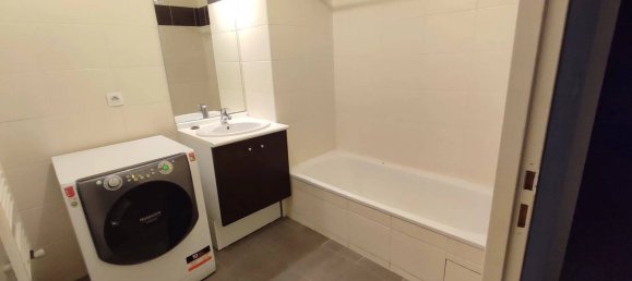 2 bedrooms Apartment in Saint-Martin-d'Heres, France No. 190990 12