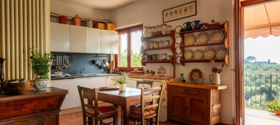 4 bedrooms Villa in Montalcino, Italy No. 330125 14