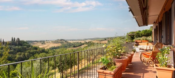 4 bedrooms Villa in Montalcino, Italy No. 330125 17