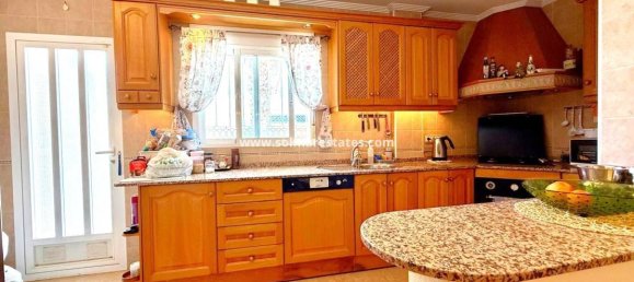 3 Schlafzimmer Haus in Alicante, Spain, Nr. 158551 13