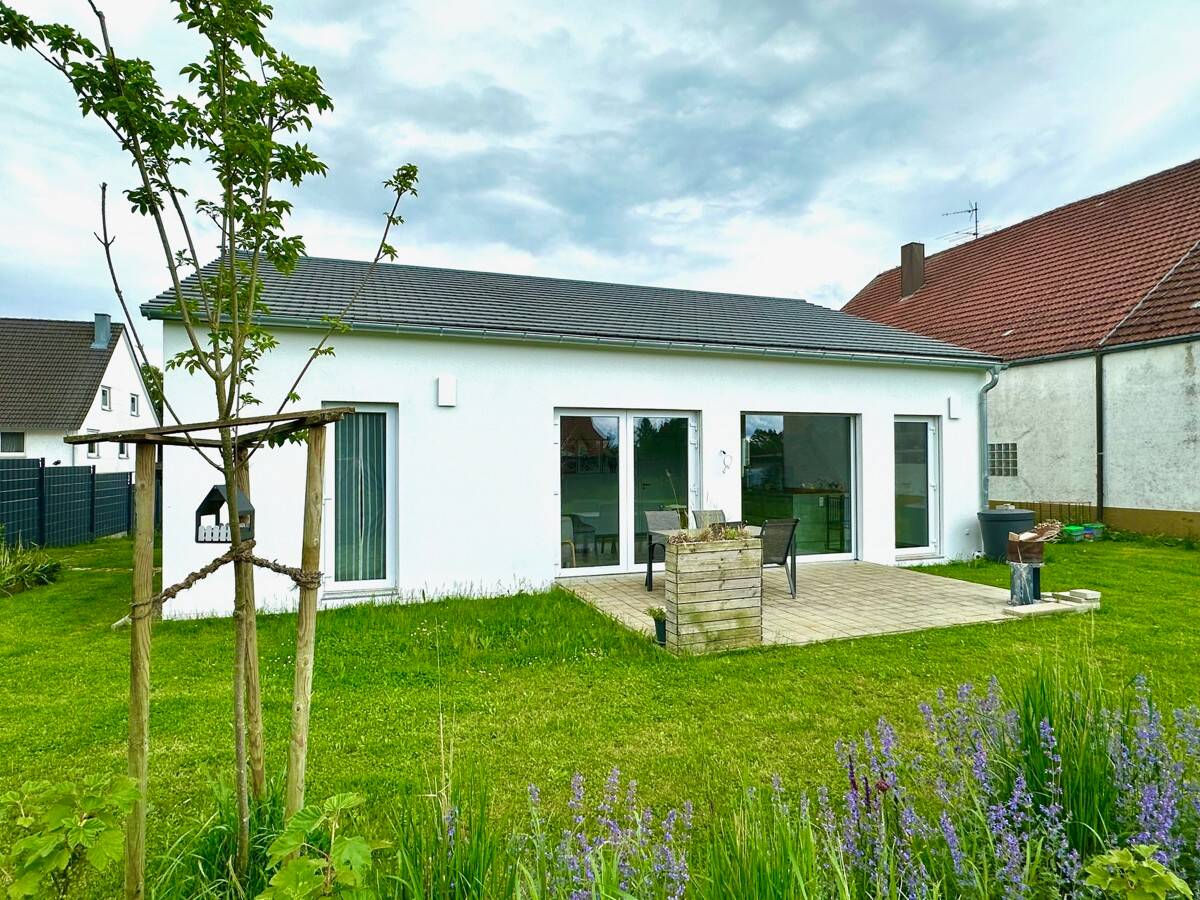 Casa de 4 habitaciónes en Rottweil, Germany No. 53699