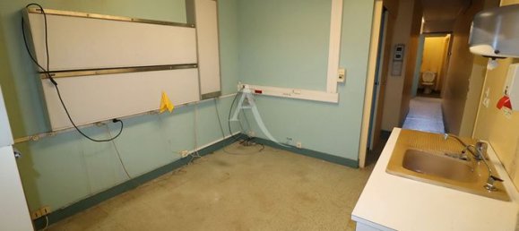 10 rooms House in Le Vaudreuil, France No. 315429 6