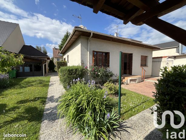 5 غرف نوم منزل في Tremblay-en-France, France رقم 309217