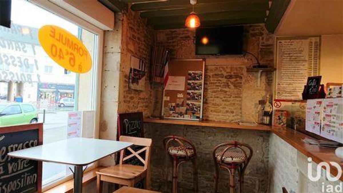 Fabrik in Caen, France 69m², Nr. 19047