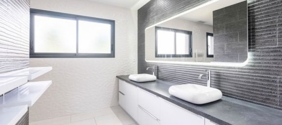 3 bedrooms House in Saint-Pierre-du-Mont, France No. 278989 5