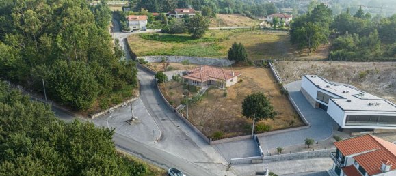 3 bedrooms House in Estoraos, Portugal No. 174105 10