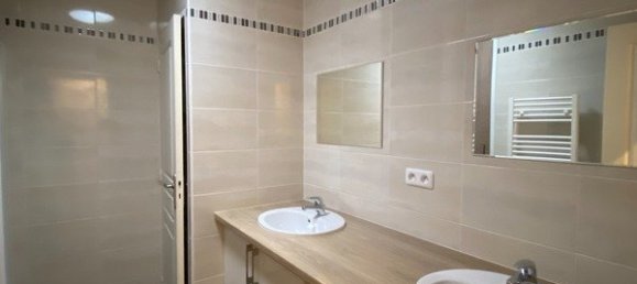 Casa de 2 dormitorios en Mornac, France No. 192575 3