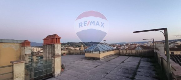 Квартира с 3 спальнями в Сан Джованни Вальдарно, Италия № 155365 19