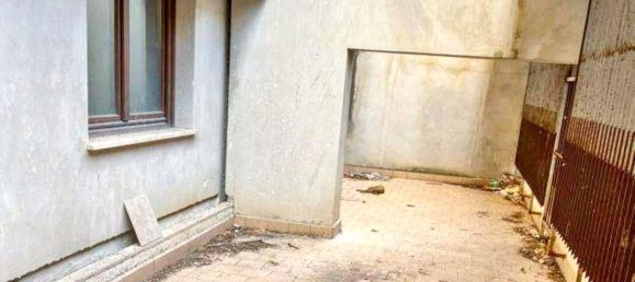 Gewerbliche Immobilie in Carini, Italy 21m², Nr. 336033 5