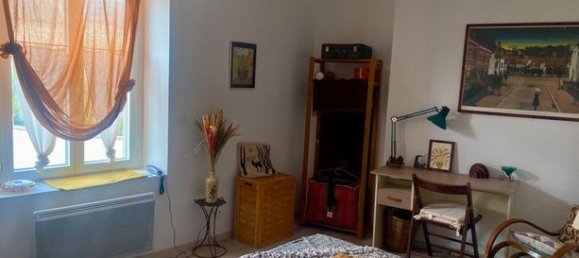 3 bedrooms House in Mayenne, France No. 307468 5