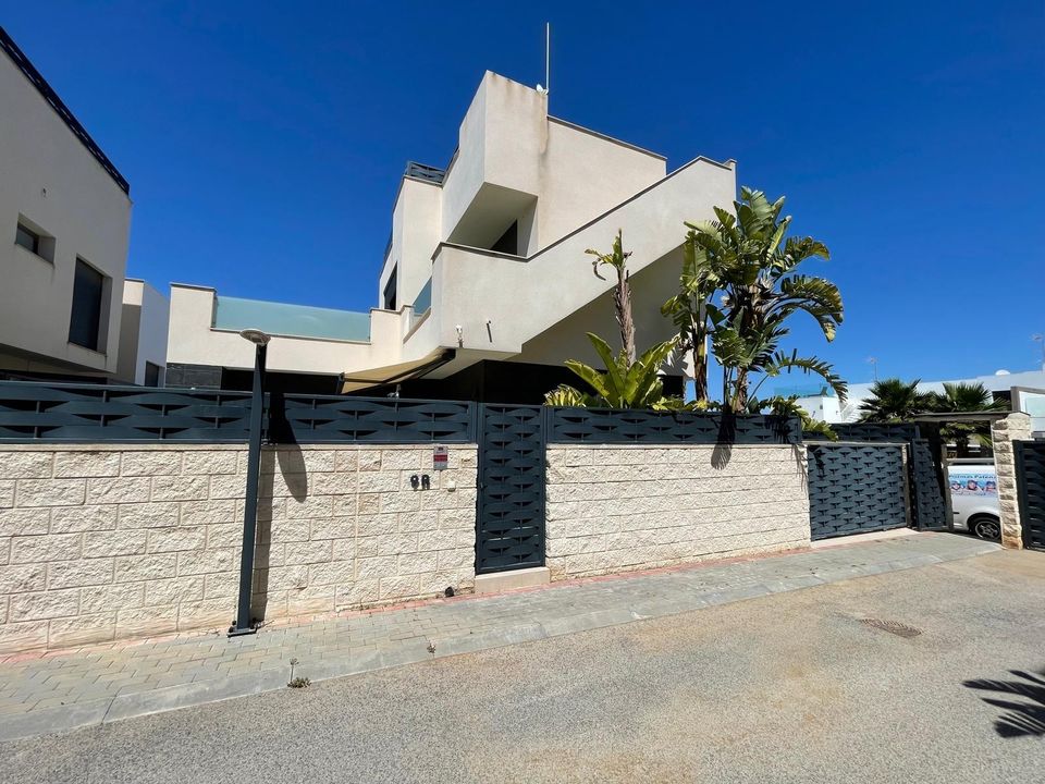 3 Schlafzimmer Villa in Benijofar, Spain, Nr. 222506