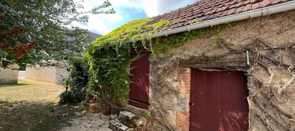 2 bedrooms House in Sennecay, France No. 283343 2