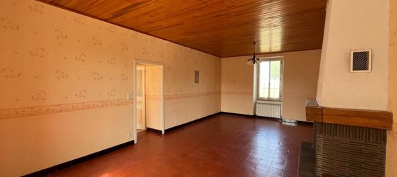 2 bedrooms House in Sennecay, France No. 283343 5