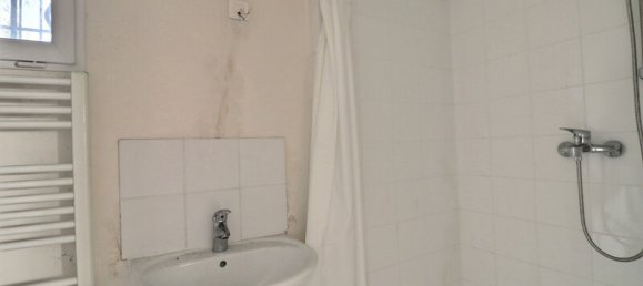 2 bedrooms House in Vitry-sur-Seine, France No. 169185 4