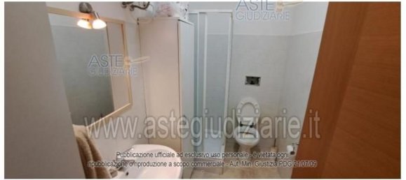 Дом с 2 спальнями в Фрозиноне, Италия № 380260 11