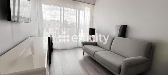 2 bedrooms Apartment in Paris, France No. 325412 9