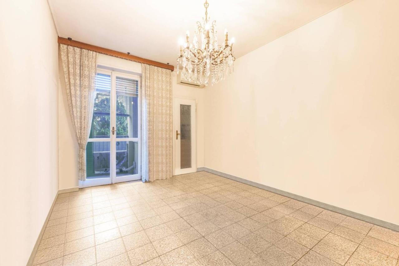 2 rooms Apartment in Milan, Italy No. 242331