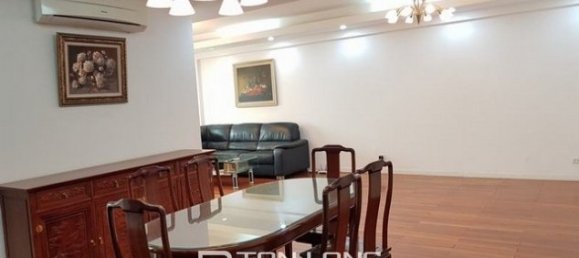 4 Schlafzimmer Wohnung in Tay Ho, Vietnam, Nr. 2027 4