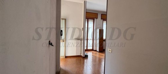 2 rooms Apartment in Cesano Maderno, Italy No. 271920 10