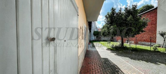 2 rooms Apartment in Cesano Maderno, Italy No. 271920 16