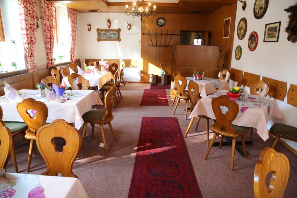 Gewerbliche Immobilie in Steyr, Austria 1300m², Nr. 39332