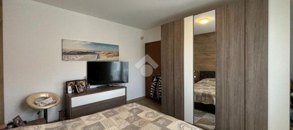 3 rooms Apartment in San Giorgio delle Pertiche, Italy No. 296009 10