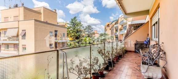 3 bedrooms Apartment in Rome, Italy No. 325911 5