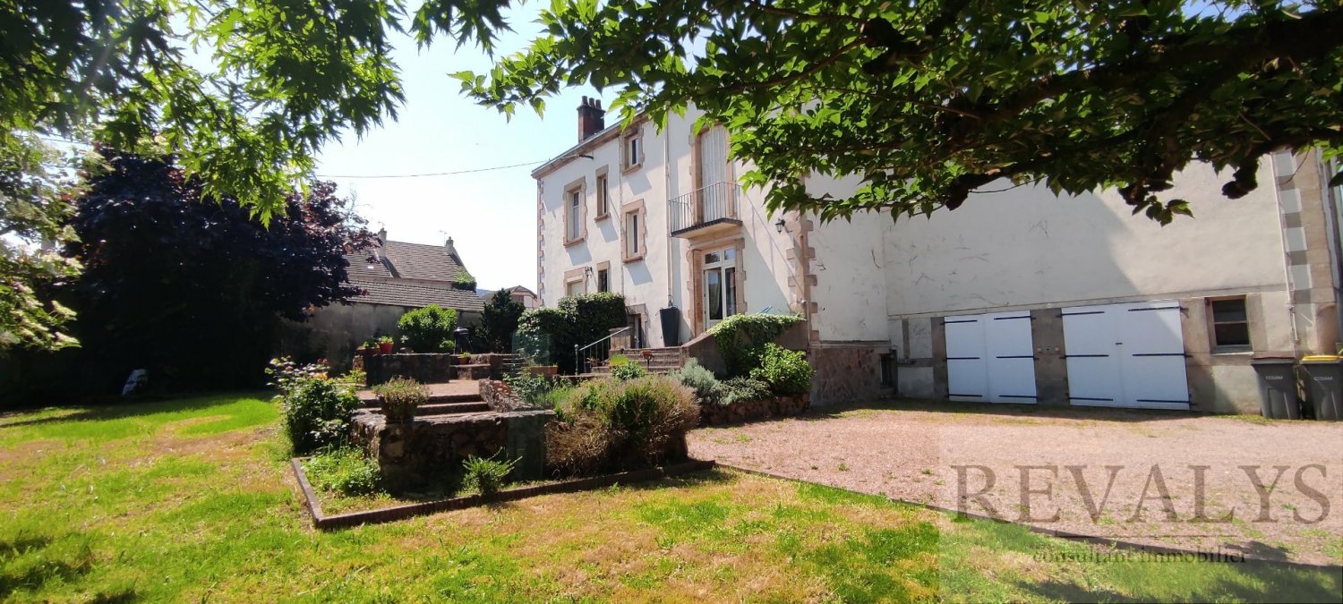 Casa de 6 dormitorios en Autun, France No. 358407