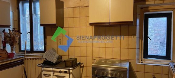 4 rooms Apartment in Siena, Italy No. 121799 21