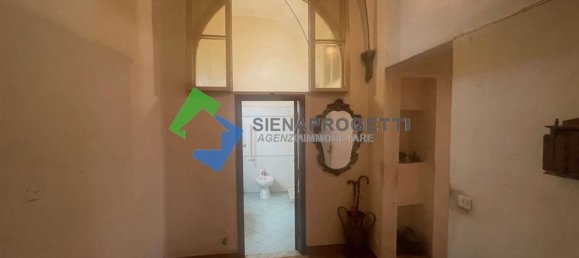 4 rooms Apartment in Siena, Italy No. 121799 16