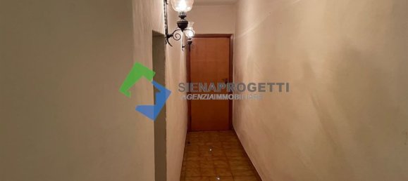 4 rooms Apartment in Siena, Italy No. 121799 18