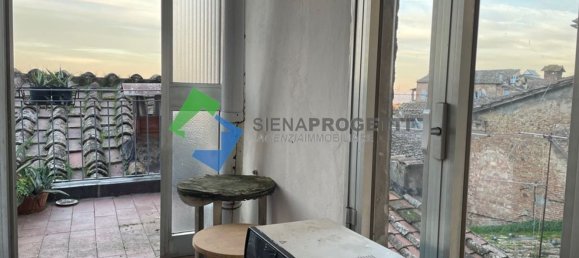 4 rooms Apartment in Siena, Italy No. 121799 24